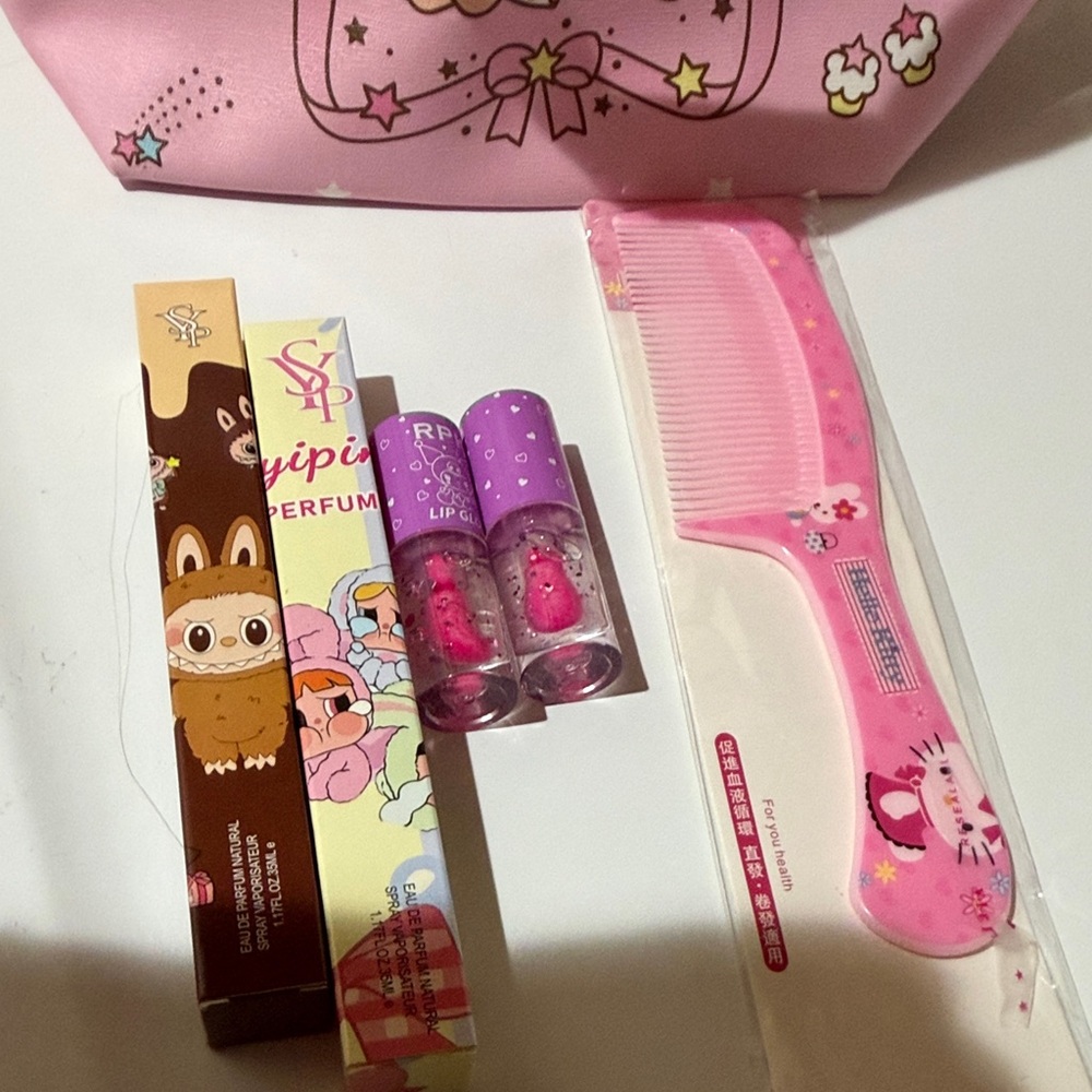 Sanrio Little Twin Stars Pink Tote with Lip Gloss, Combo - Picture 9 of 9